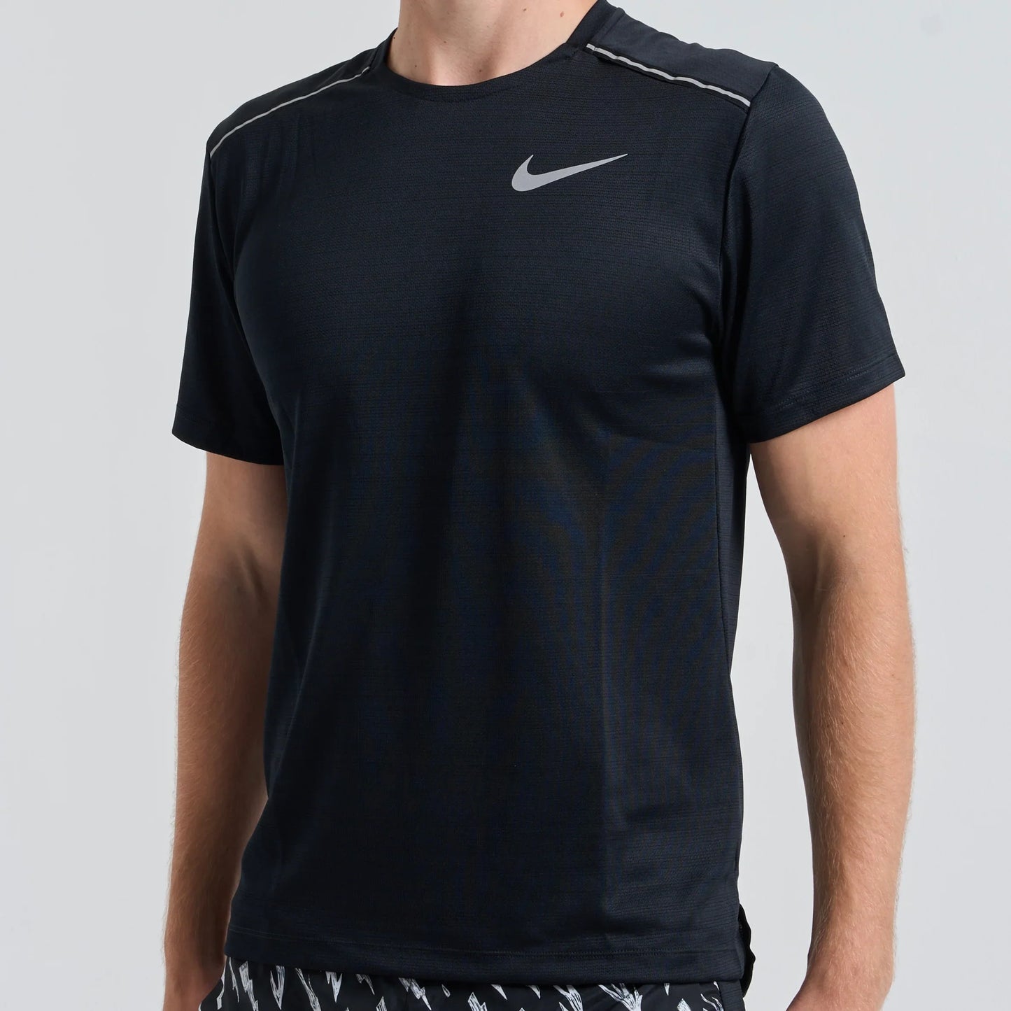 Nike Miler 1.0 T-Shirt - Black