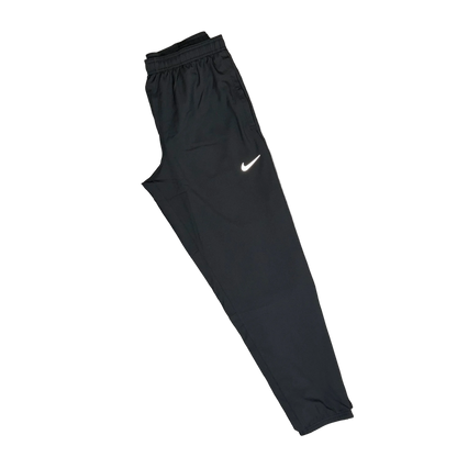 Nike Black Miler Repel Windbreaker Jacket & Black Phenom Pants Set